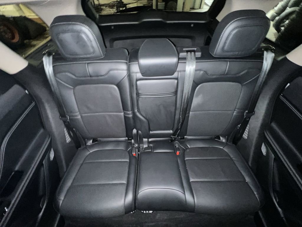 Used 2025 Lincoln Corsair Grand Touring w/ Equipment Group 301A image 26