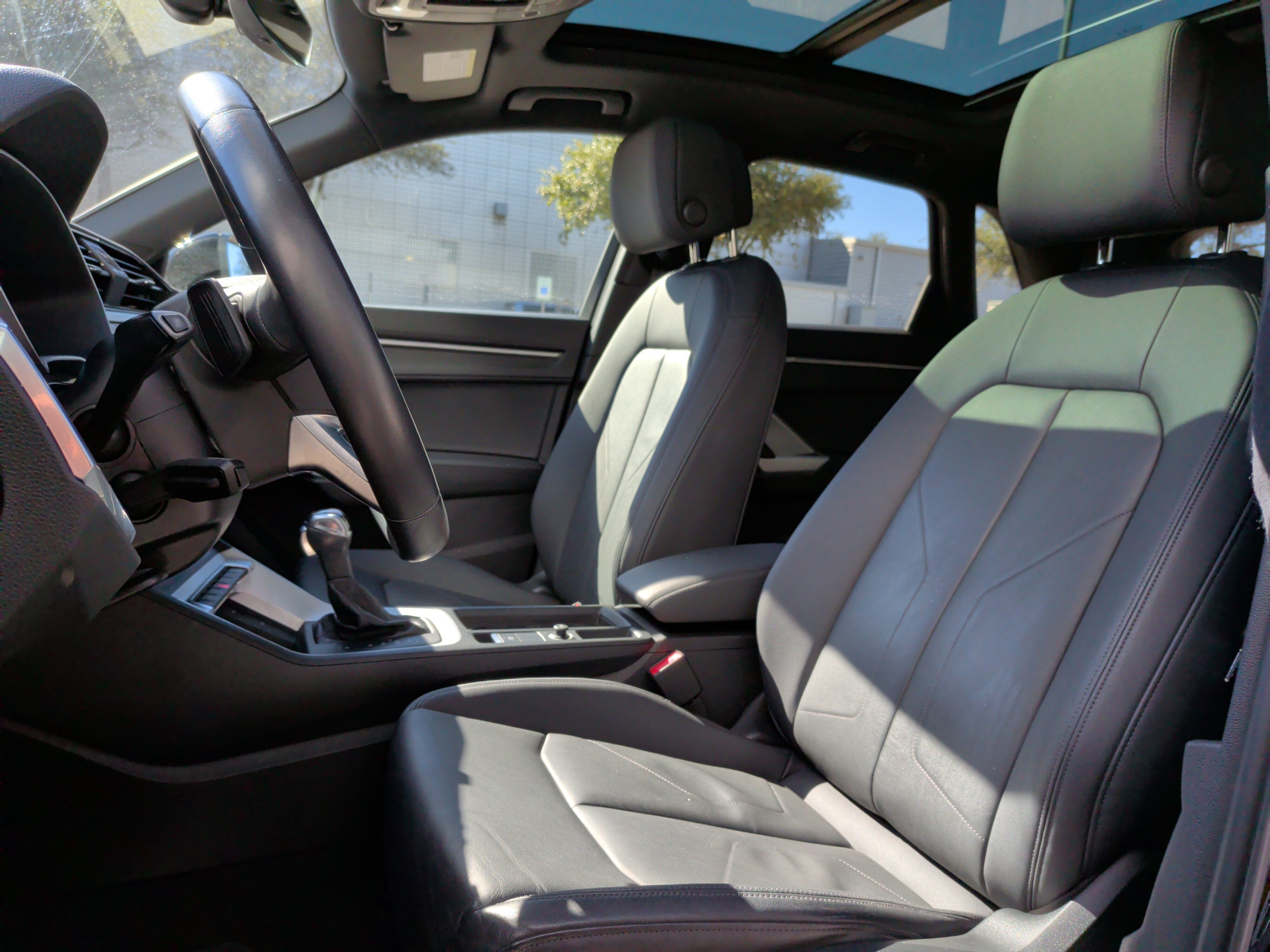 Certified 2022 Audi Q3 2.0T Premium w/ Convenience Package image 16