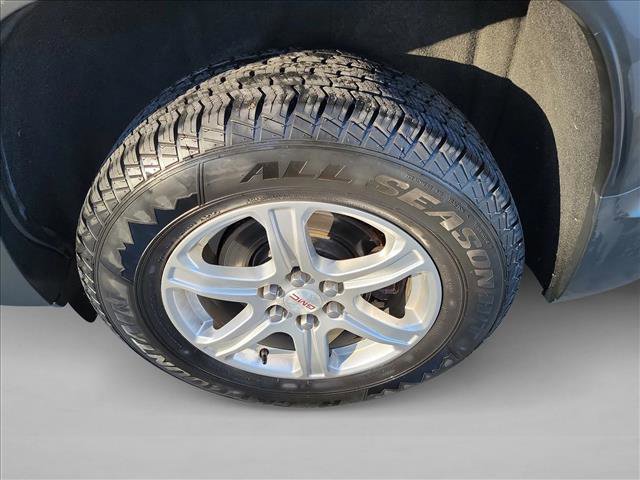 Used 2018 GMC Acadia SLE image 12