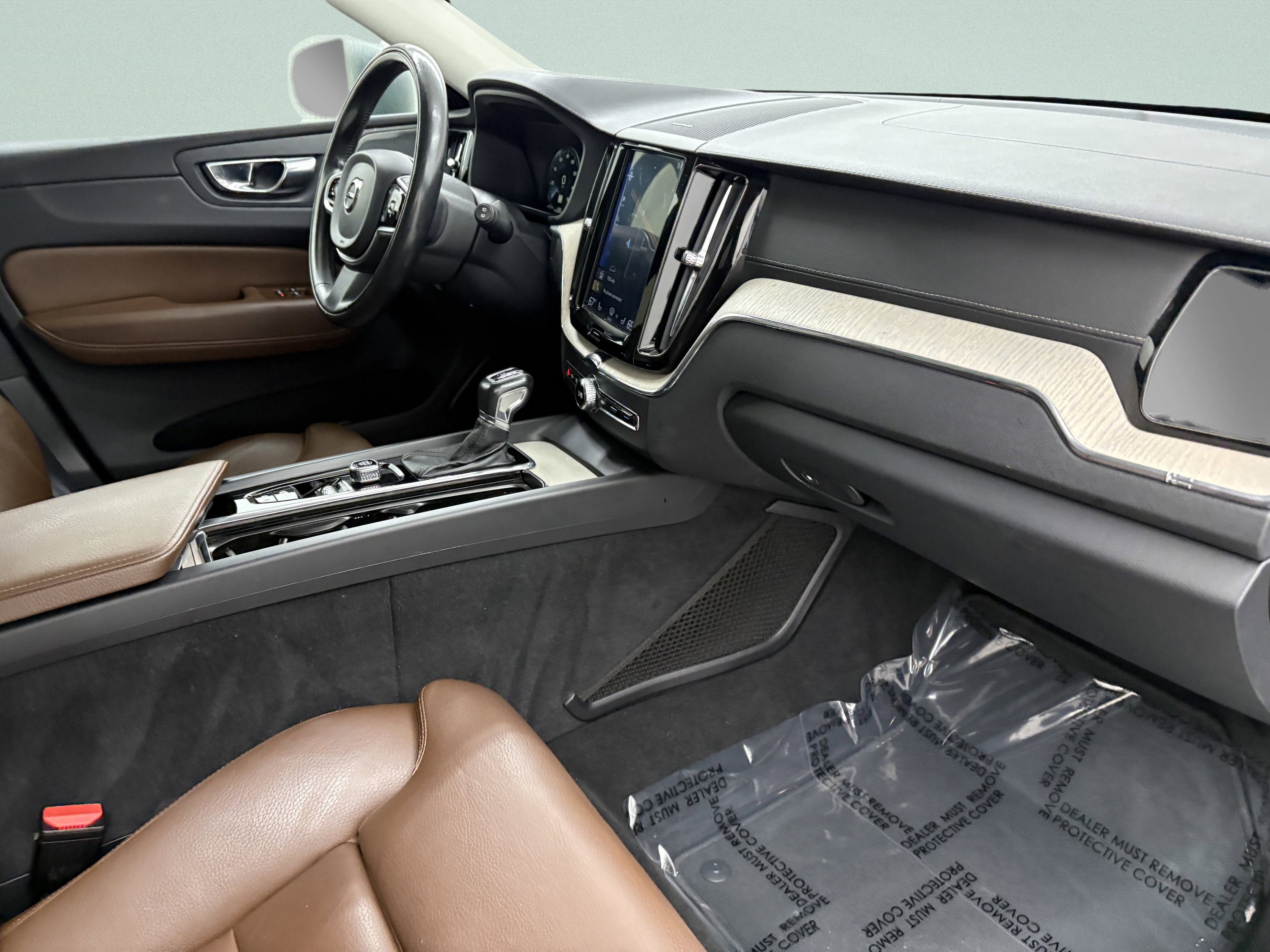 Used 2019 Volvo XC60 T6 Inscription image 20