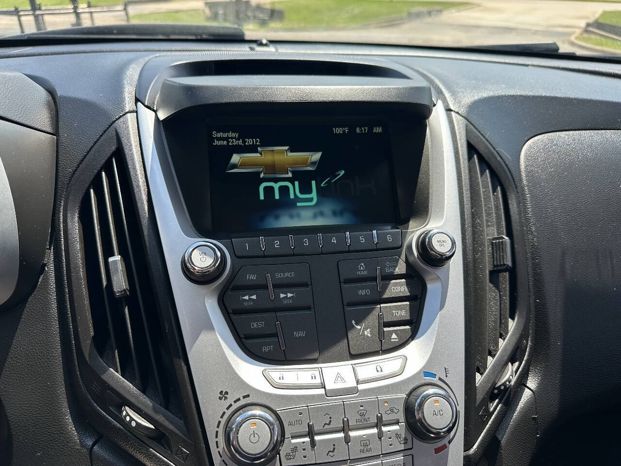 Used 2013 Chevrolet Equinox LTZ FWD image 13