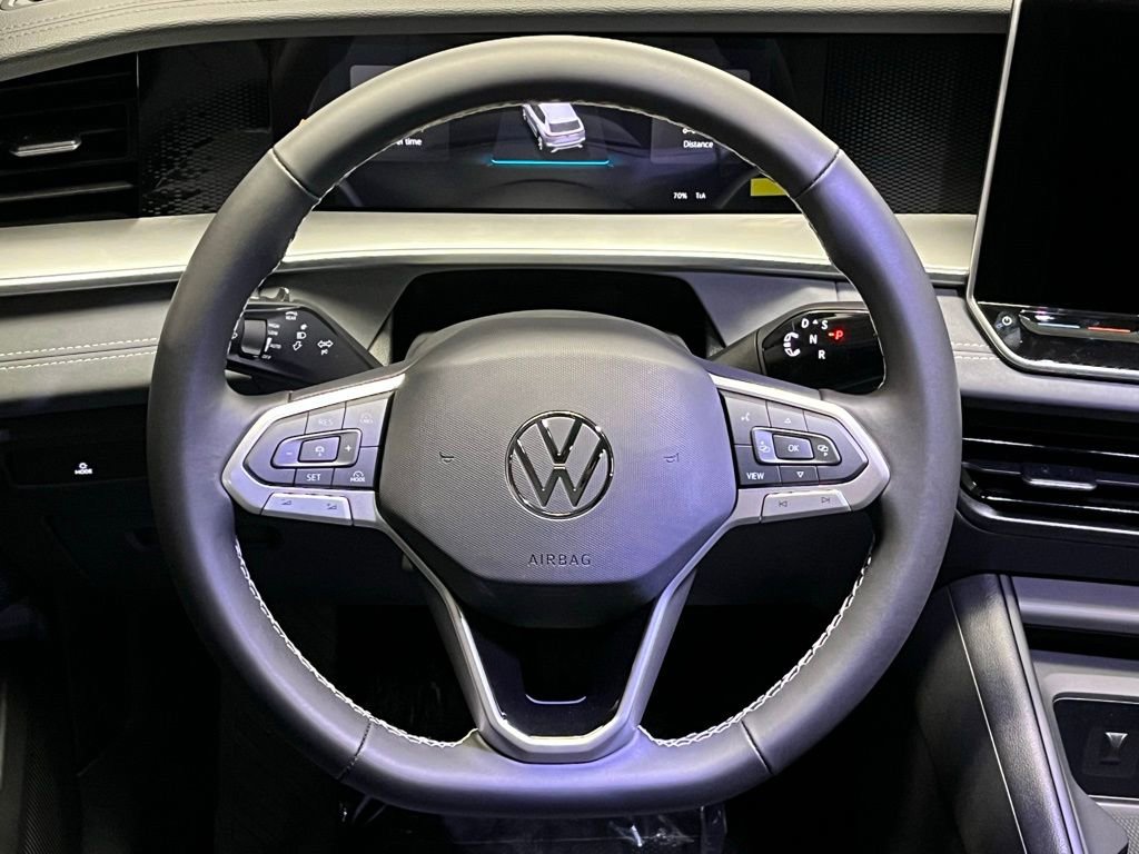 New 2026 Volkswagen Tiguan SE image 9