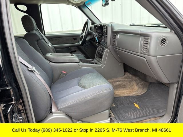 Used 2003 Chevrolet Avalanche 4x4 w/ Suspension Package, Off-Road image 32