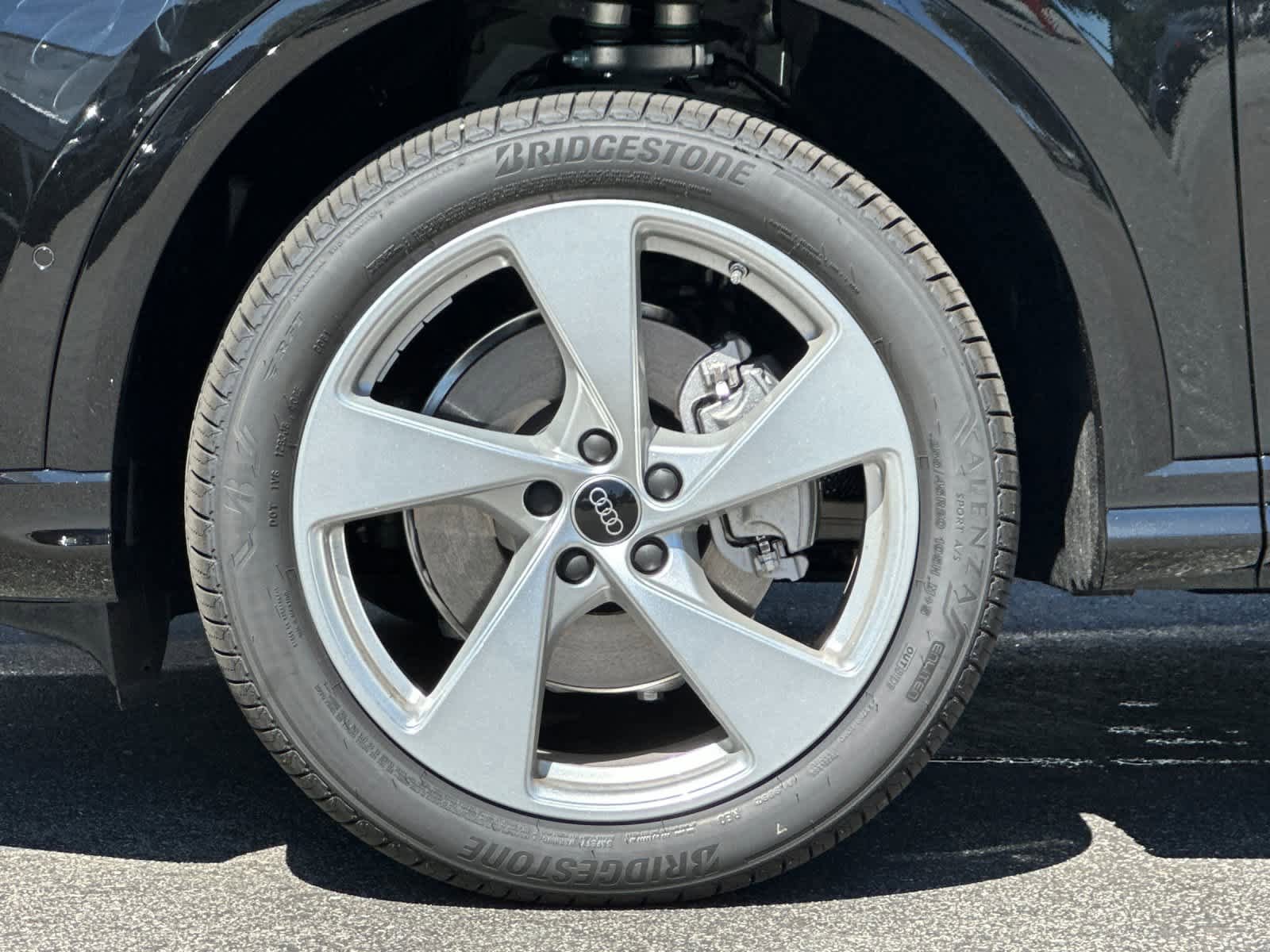 New 2025 Audi Q5 Premium Plus AWD/4WD image 33