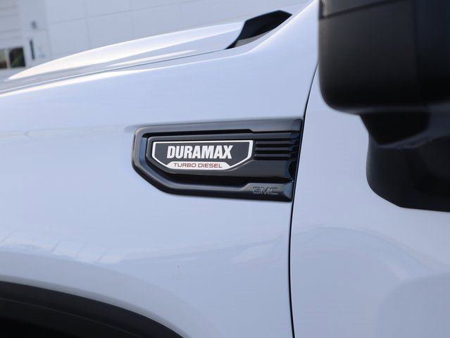 Used 2024 GMC Sierra 1500 AT4 w/ Technology Package image 13