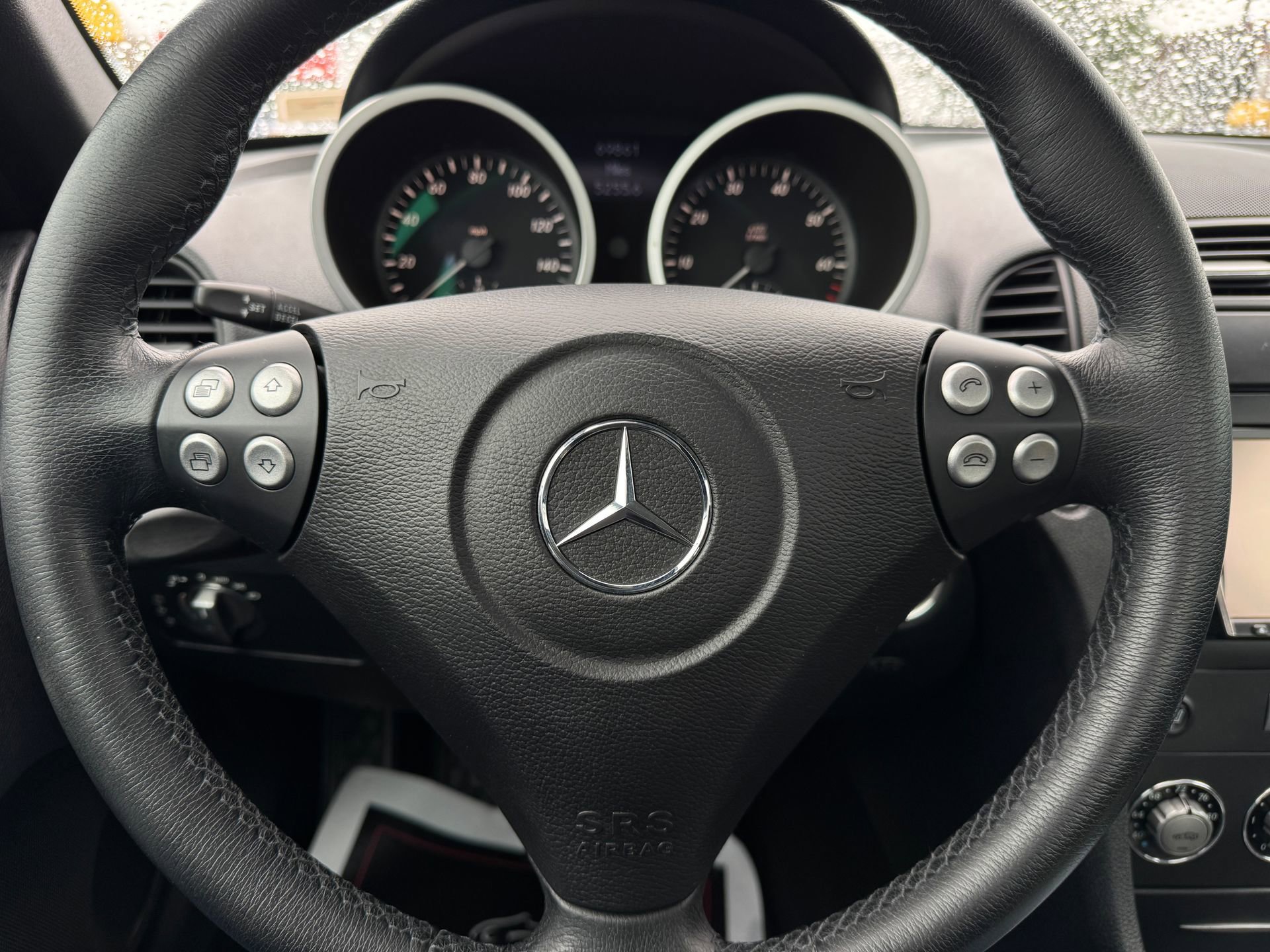 Used 2008 Mercedes-Benz SLK 350 image 25