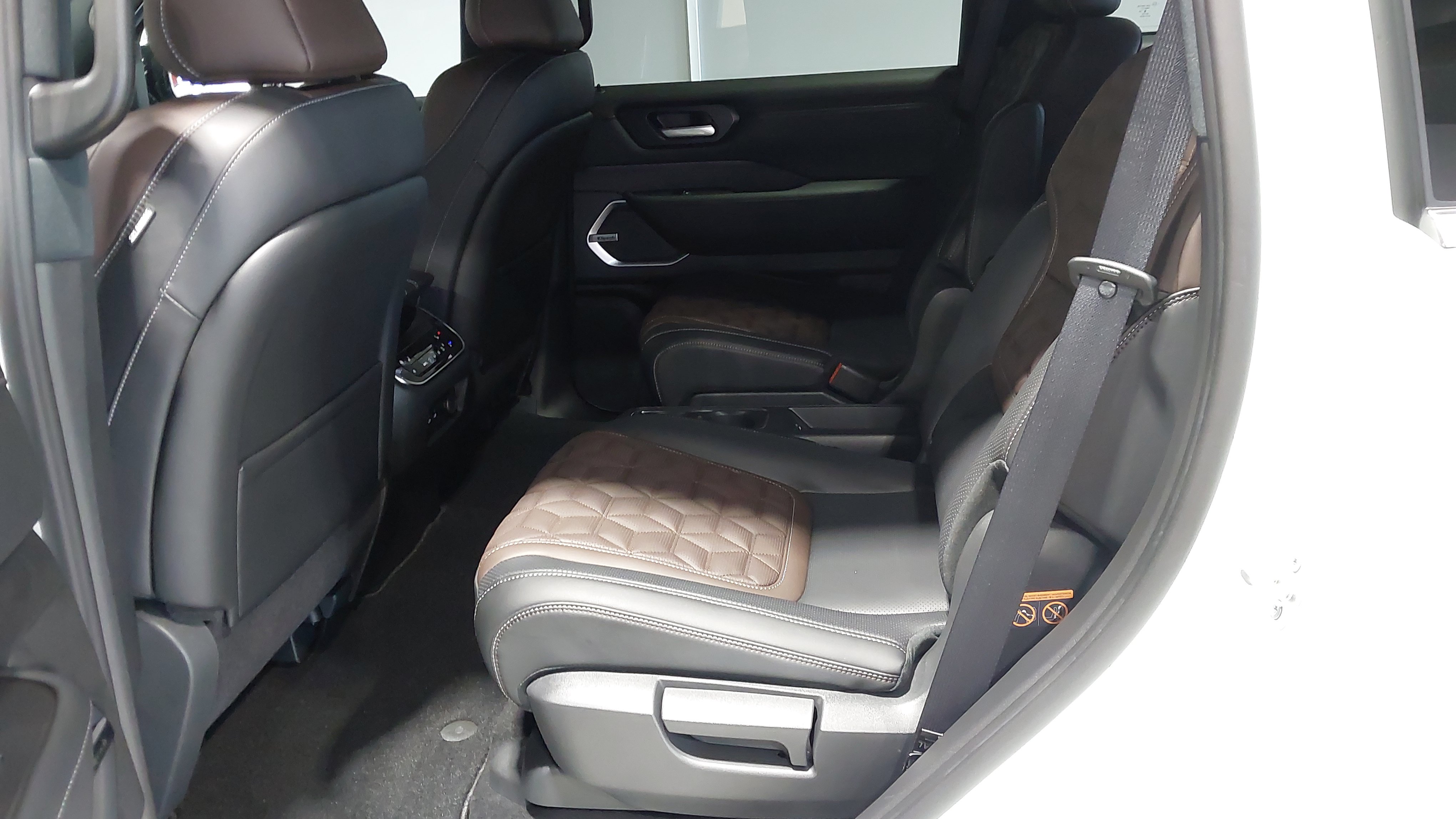 New 2026 Nissan Armada Platinum Reserve AWD/4WD image 21