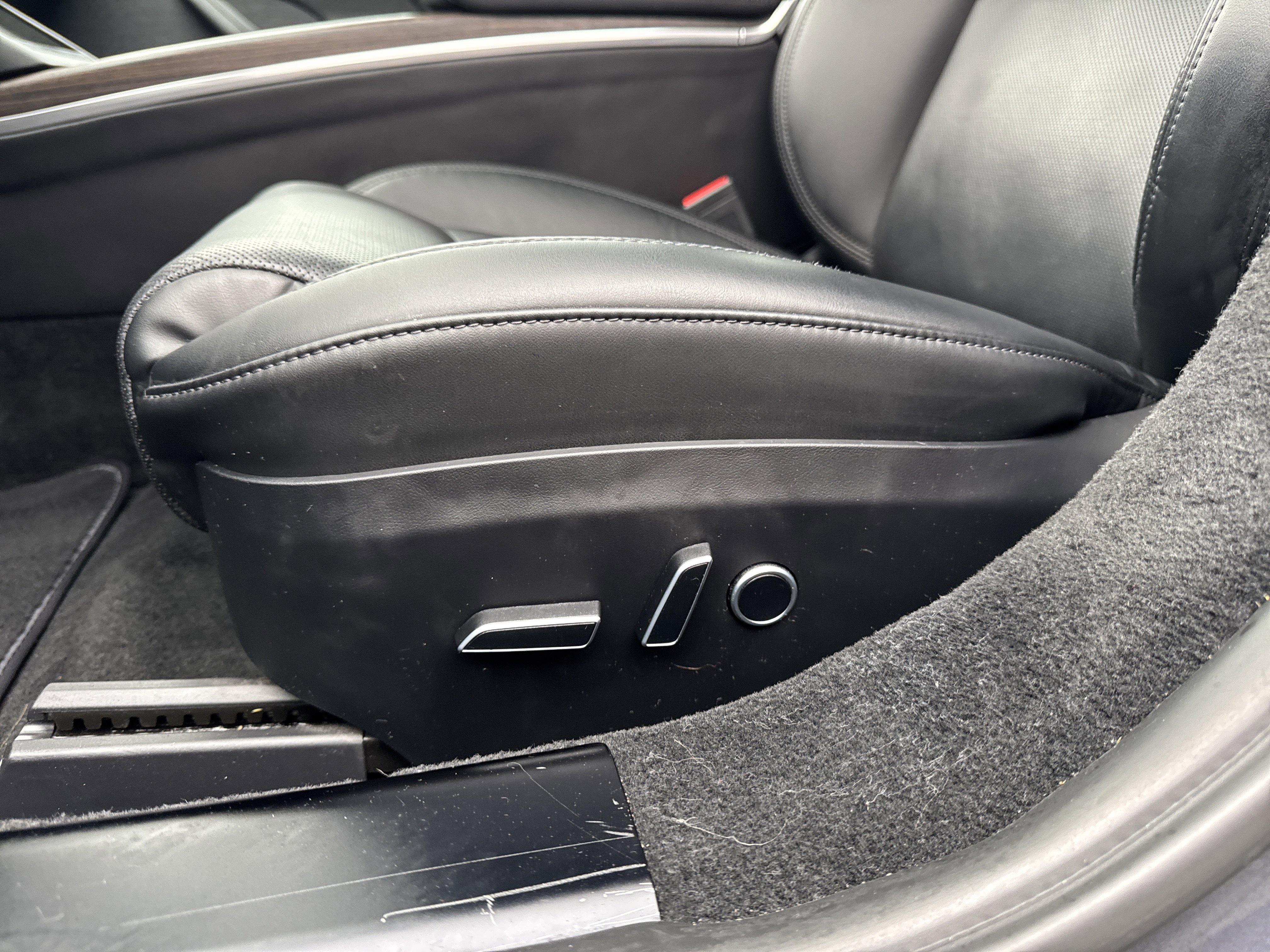 Used 2022 Tesla Model S image 14