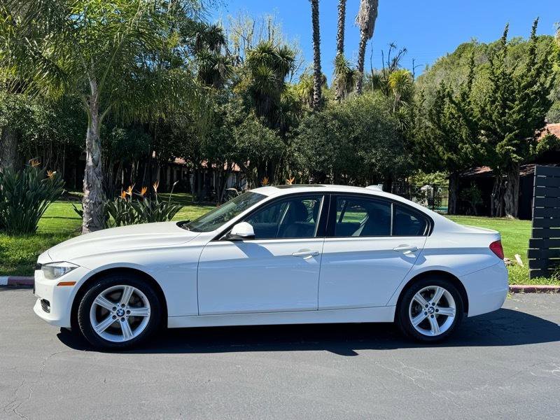 Used 2015 BMW 328i xDrive Sedan AWD/4WD image 2