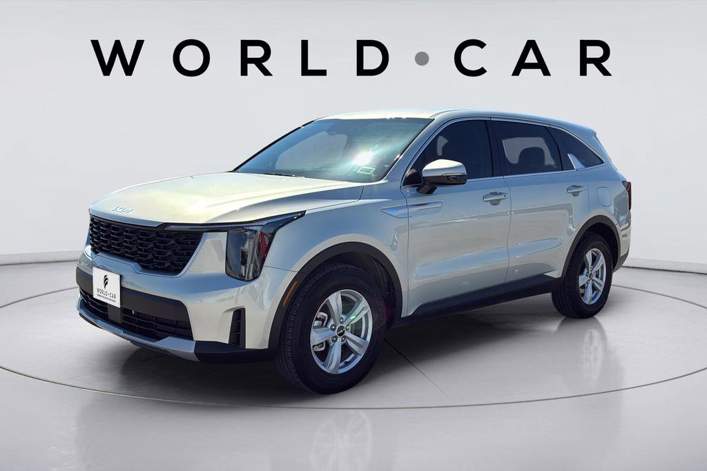 Certified 2026 Kia Sorento LX FWD image 1