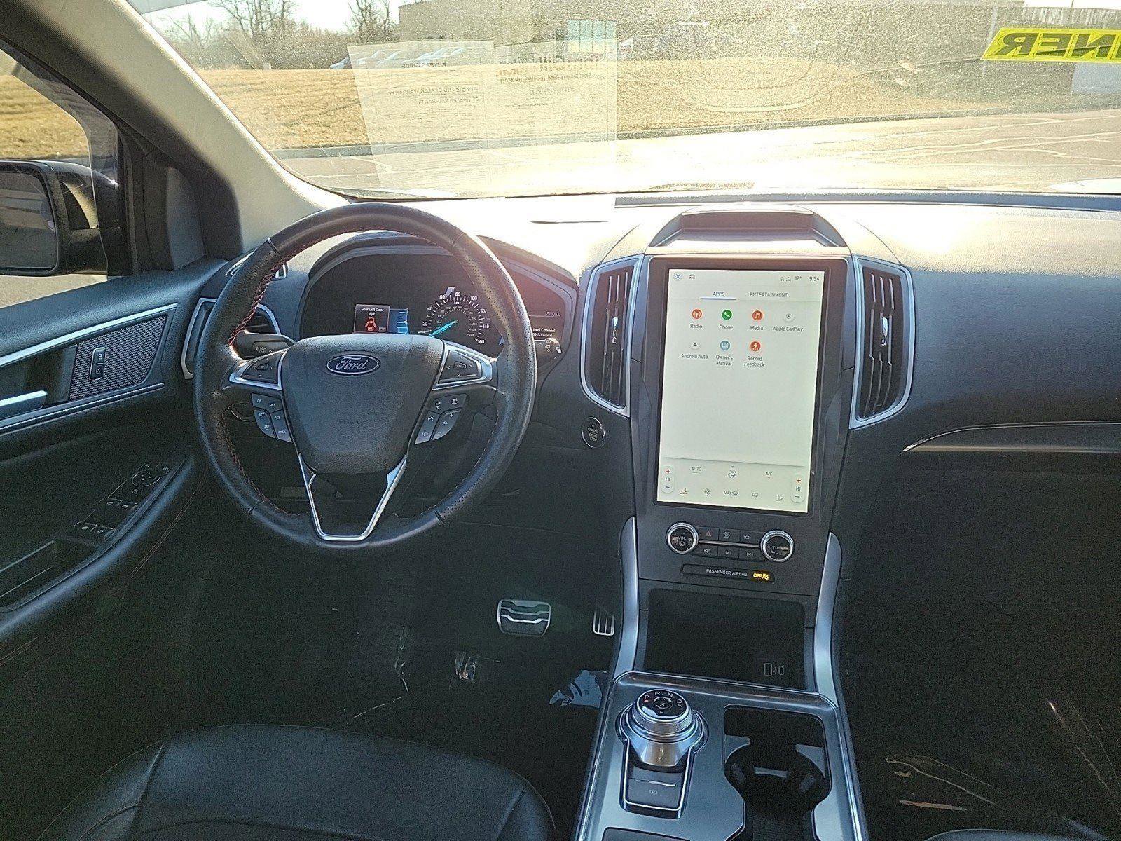 Used 2024 Ford Edge ST-Line image 9