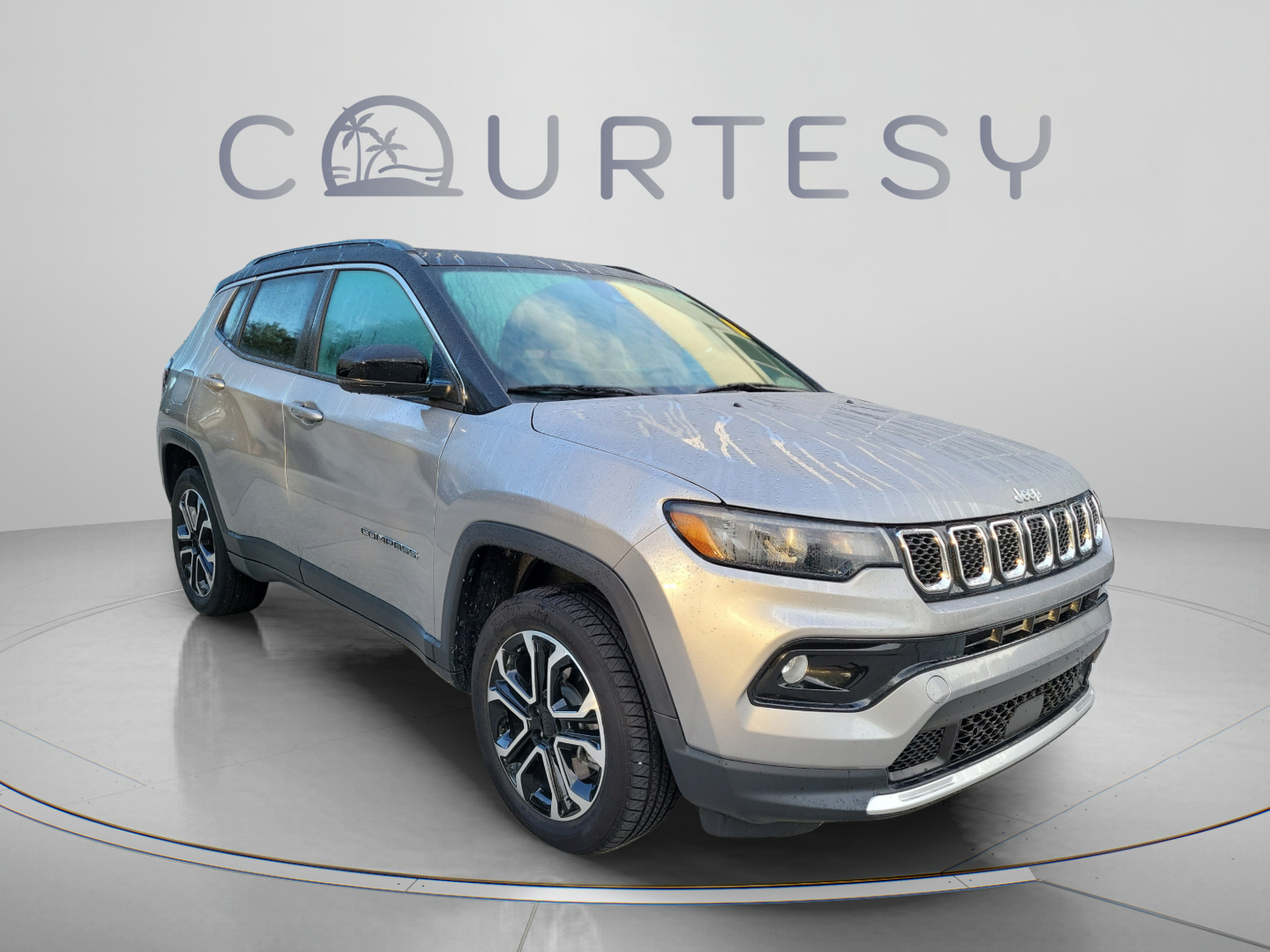 Certified 2023 Jeep Compass Limited w/ Sun and Sound Group AWD/4WD image 4