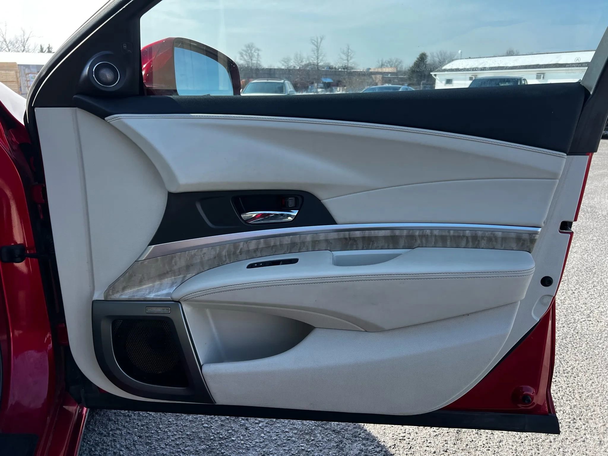 Used 2019 Acura RLX Sport Hybrid w/ Advance Pkg image 28