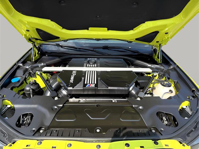 Used 2022 BMW X4 M image 11