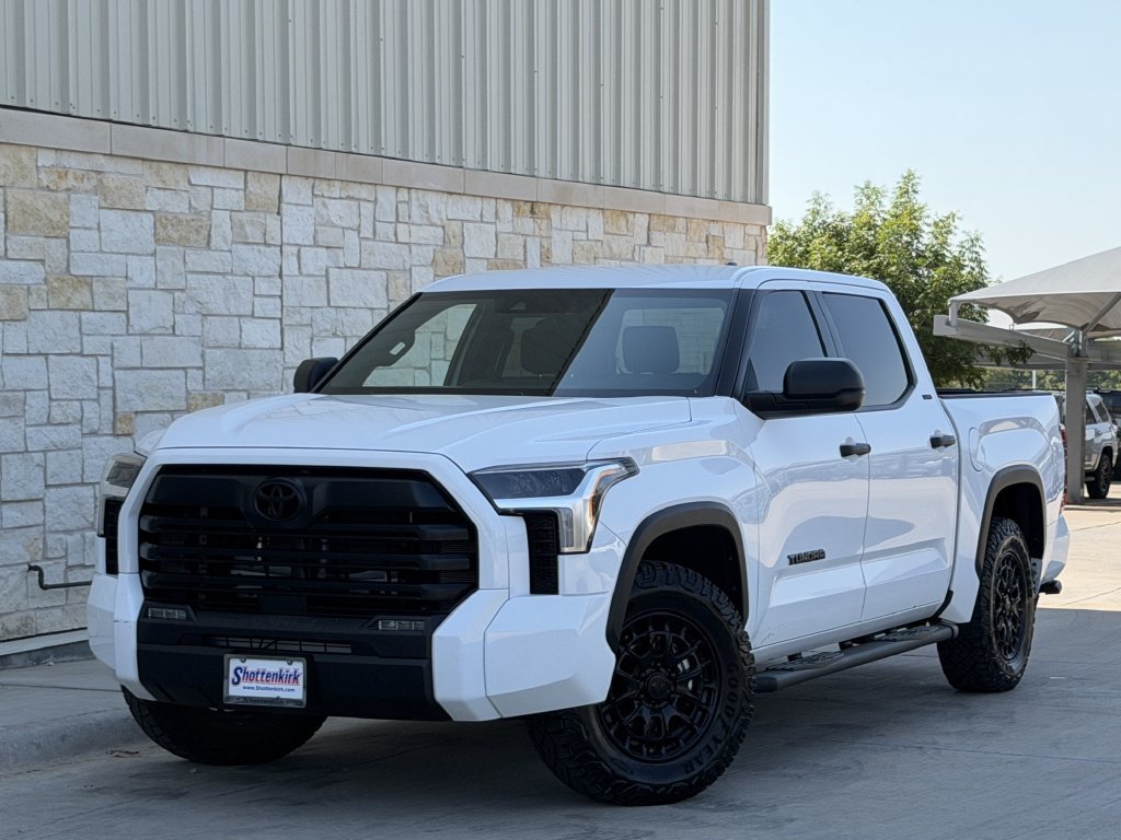 Used 2026 Toyota Tundra SR5 RWD image 2