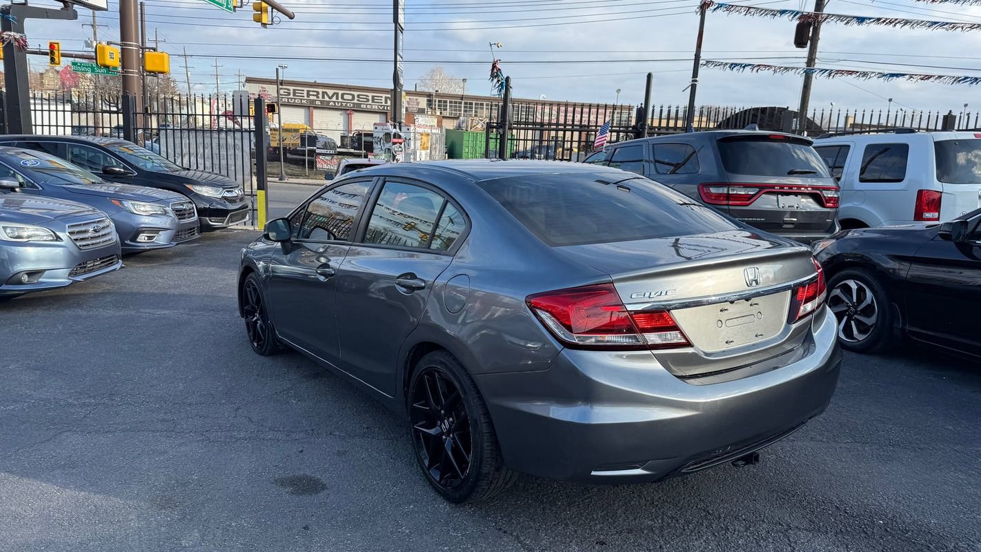 Used 2013 Honda Civic LX image 3