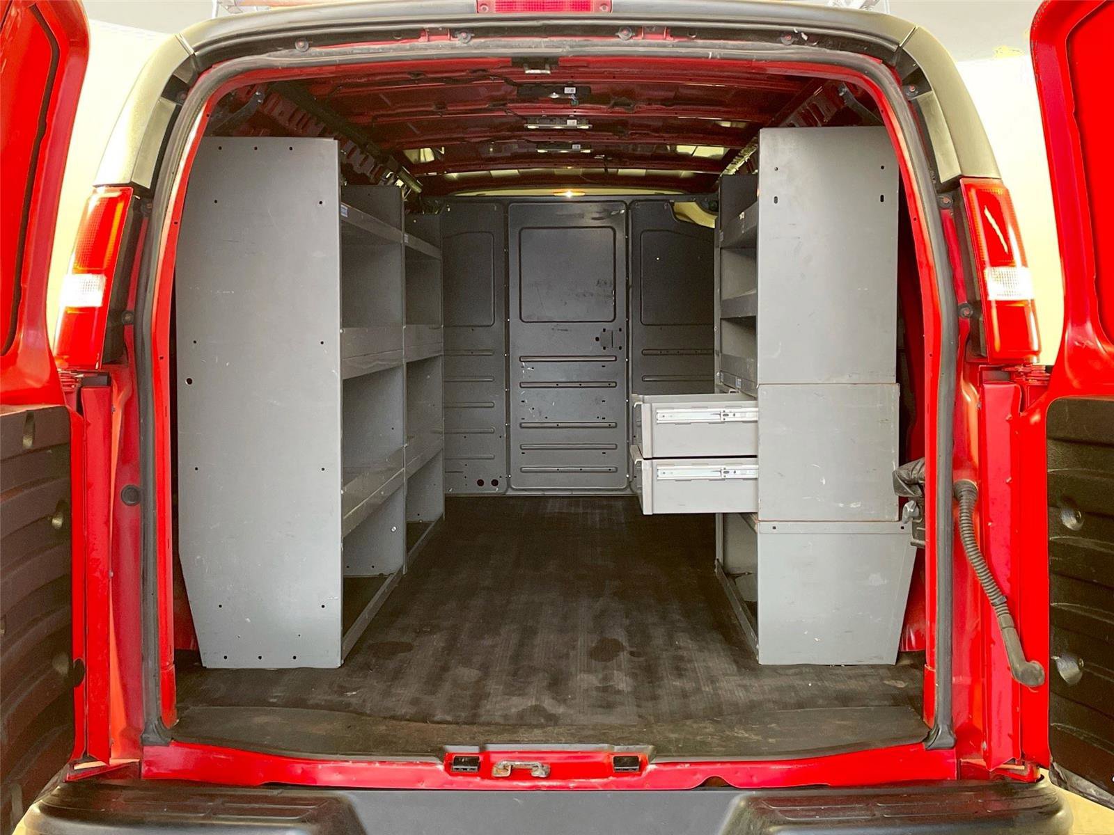 Used 2020 Chevrolet Express 3500 Extended w/ Driver Convenience Package image 21