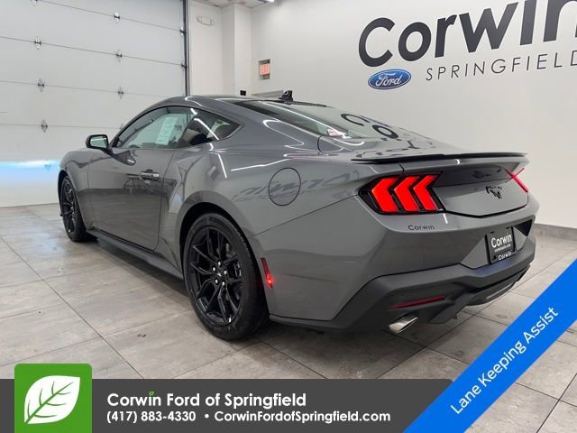 New 2026 Ford Mustang Coupe video 3