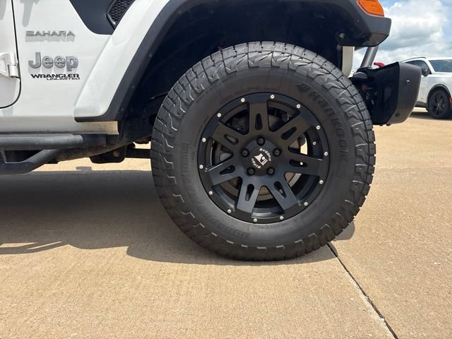 Used 2018 Jeep Wrangler Unlimited Sahara w/ LED Lighting Group AWD/4WD image 40