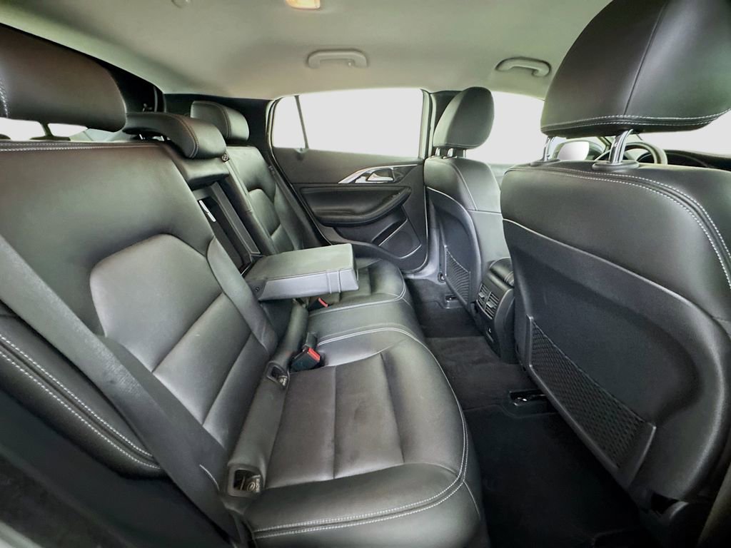 Used 2018 INFINITI QX30 AWD image 21