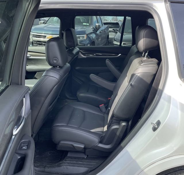 Used 2023 Cadillac XT6 Sport image 16