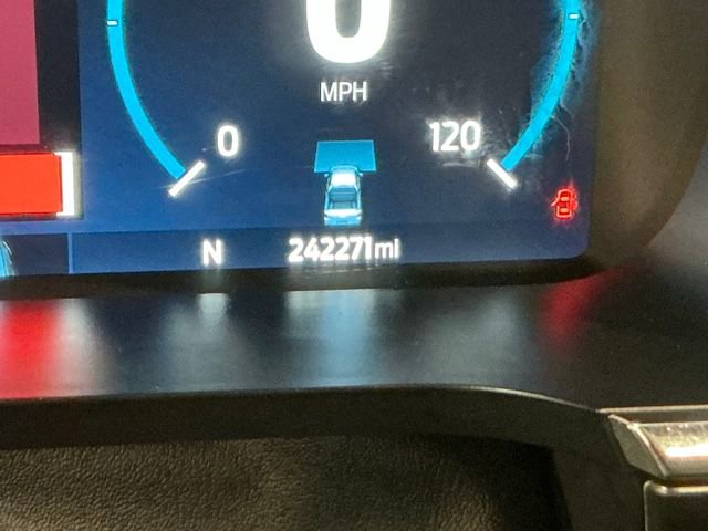 Used 2021 Ford F150 Lariat w/ Equipment Group 502A High image 34