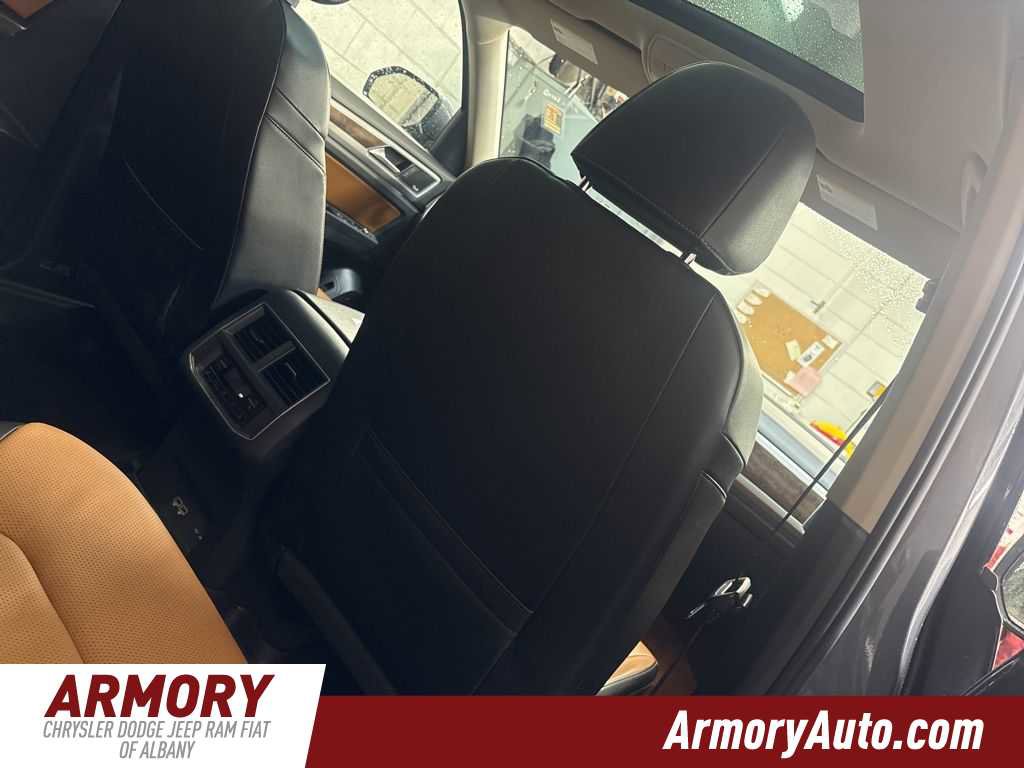 Used 2018 Volkswagen Atlas SEL Premium image 36