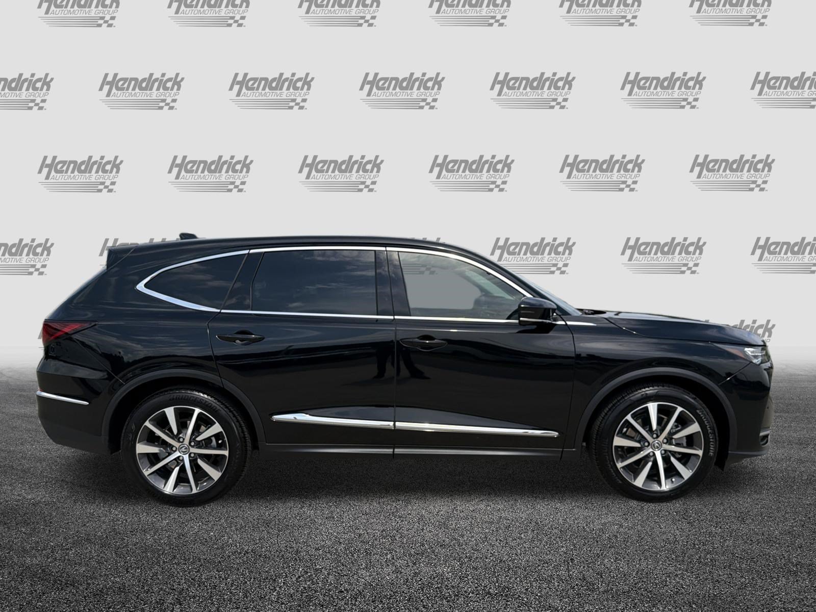 Certified 2026 Acura MDX w/ Technology Package FWD image 11