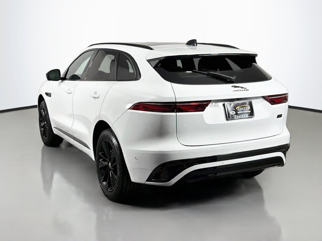 Certified 2026 Jaguar F-PACE R-Dynamic S AWD/4WD image 7