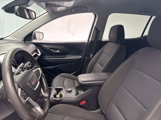 Used 2022 GMC Terrain SLE image 9