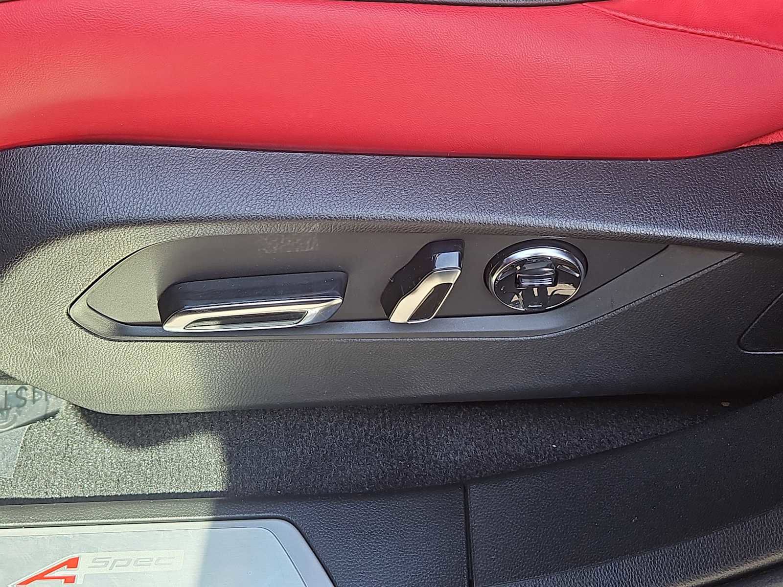 Used 2025 Acura RDX A-Spec image 24