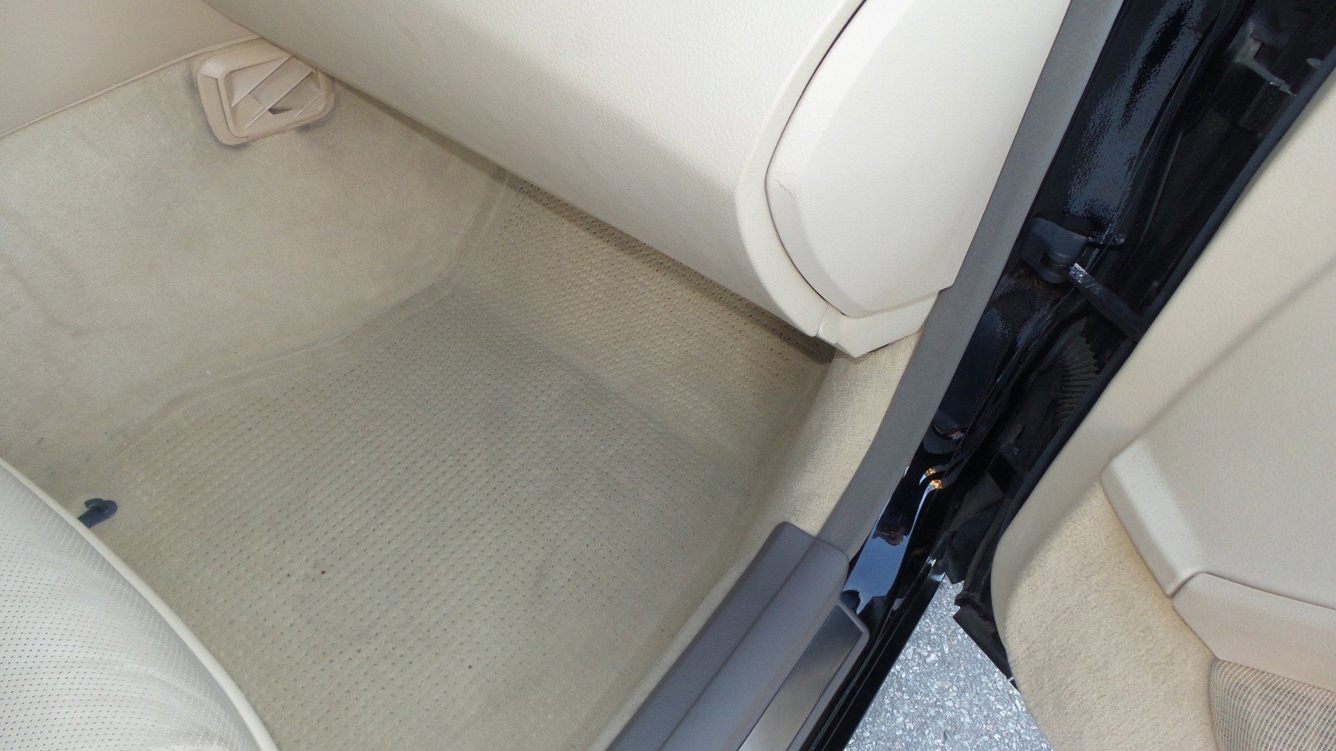 Used 2004 Lexus LS 430 image 77