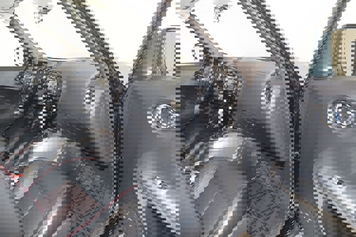 Used 2016 Nissan Juke SL image 38