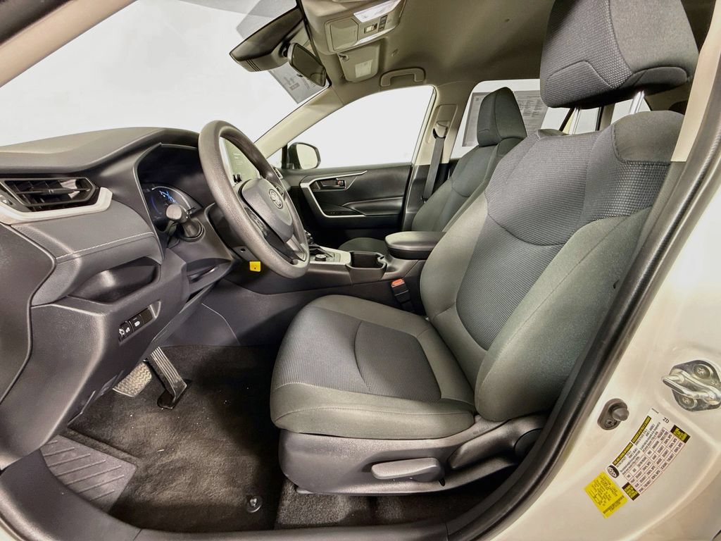 Certified 2024 Toyota RAV4 LE AWD/4WD image 22