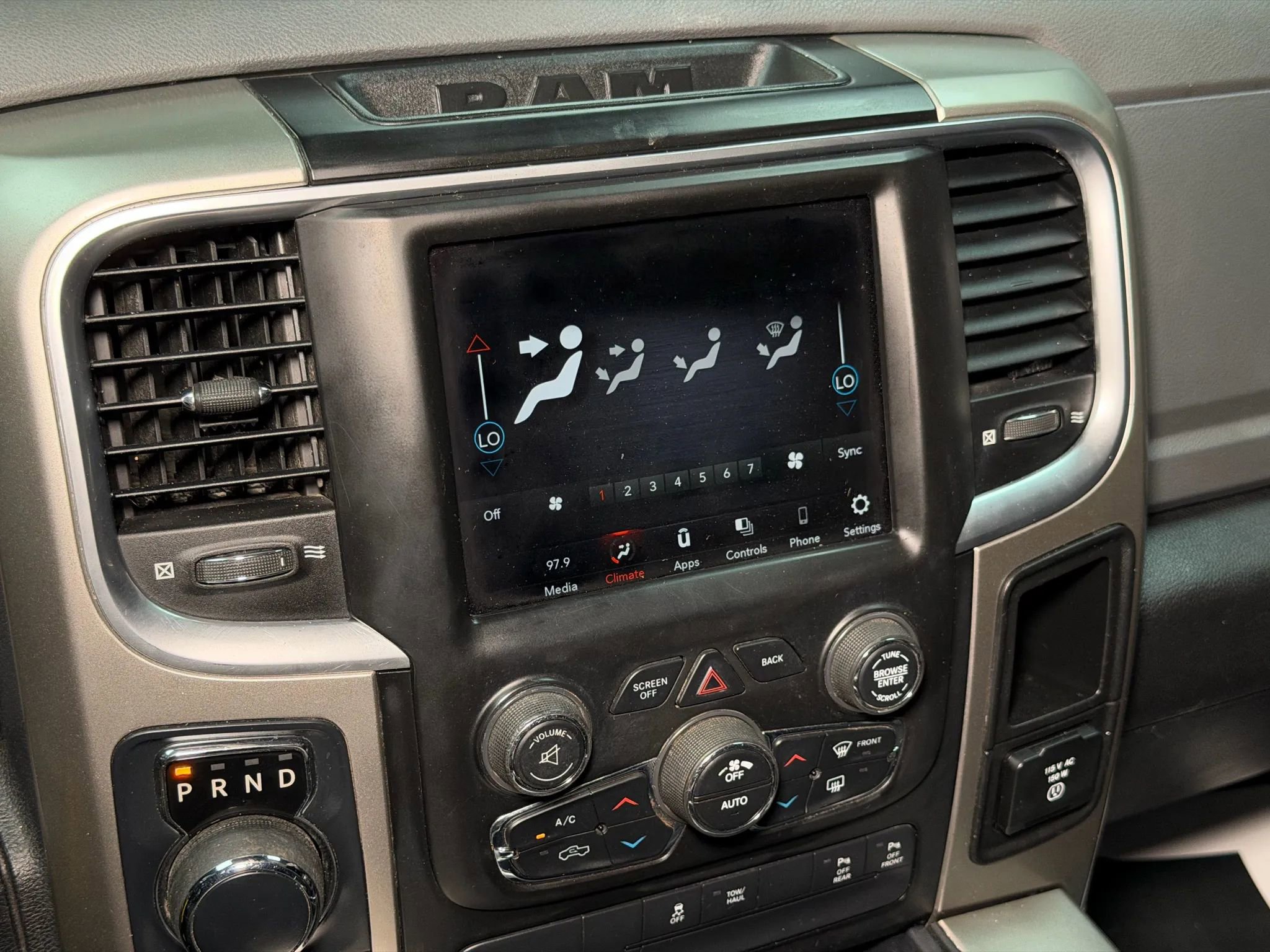 Used 2018 RAM 1500 Lone Star RWD image 40