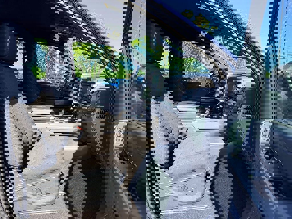 New 2026 Ford F150 XLT image 10