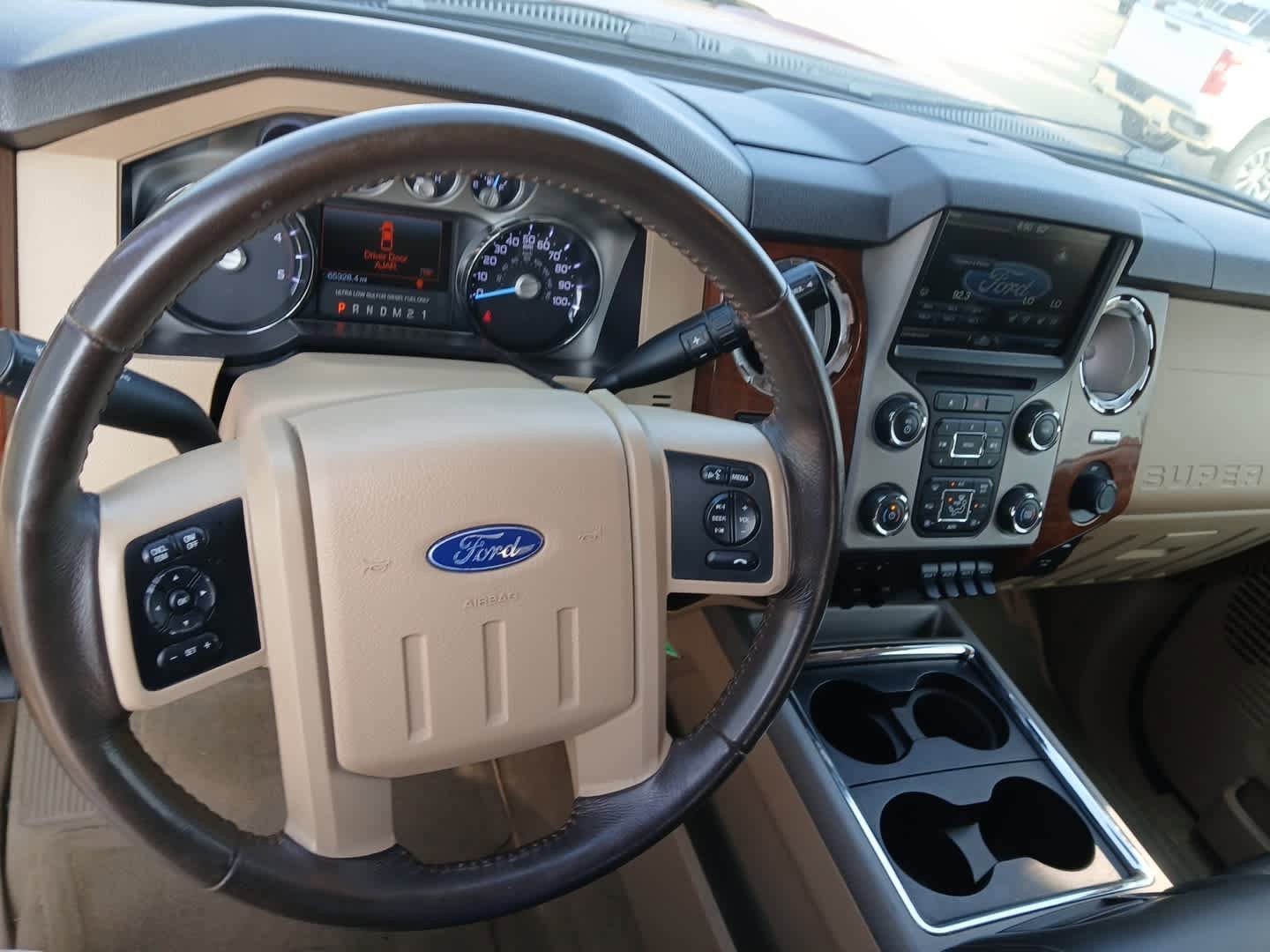 Used 2015 Ford F250 King Ranch w/ FX4 Off-Road Package AWD/4WD image 23