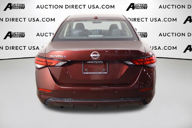 Used 2025 Nissan Sentra SV FWD image 3