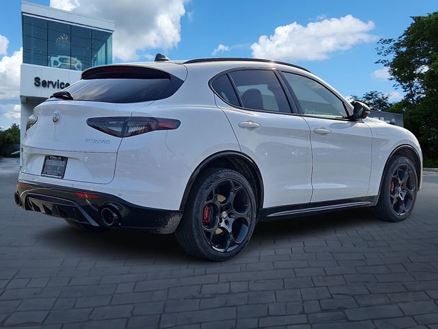 New 2026 Alfa Romeo Stelvio Sprint AWD/4WD image 3