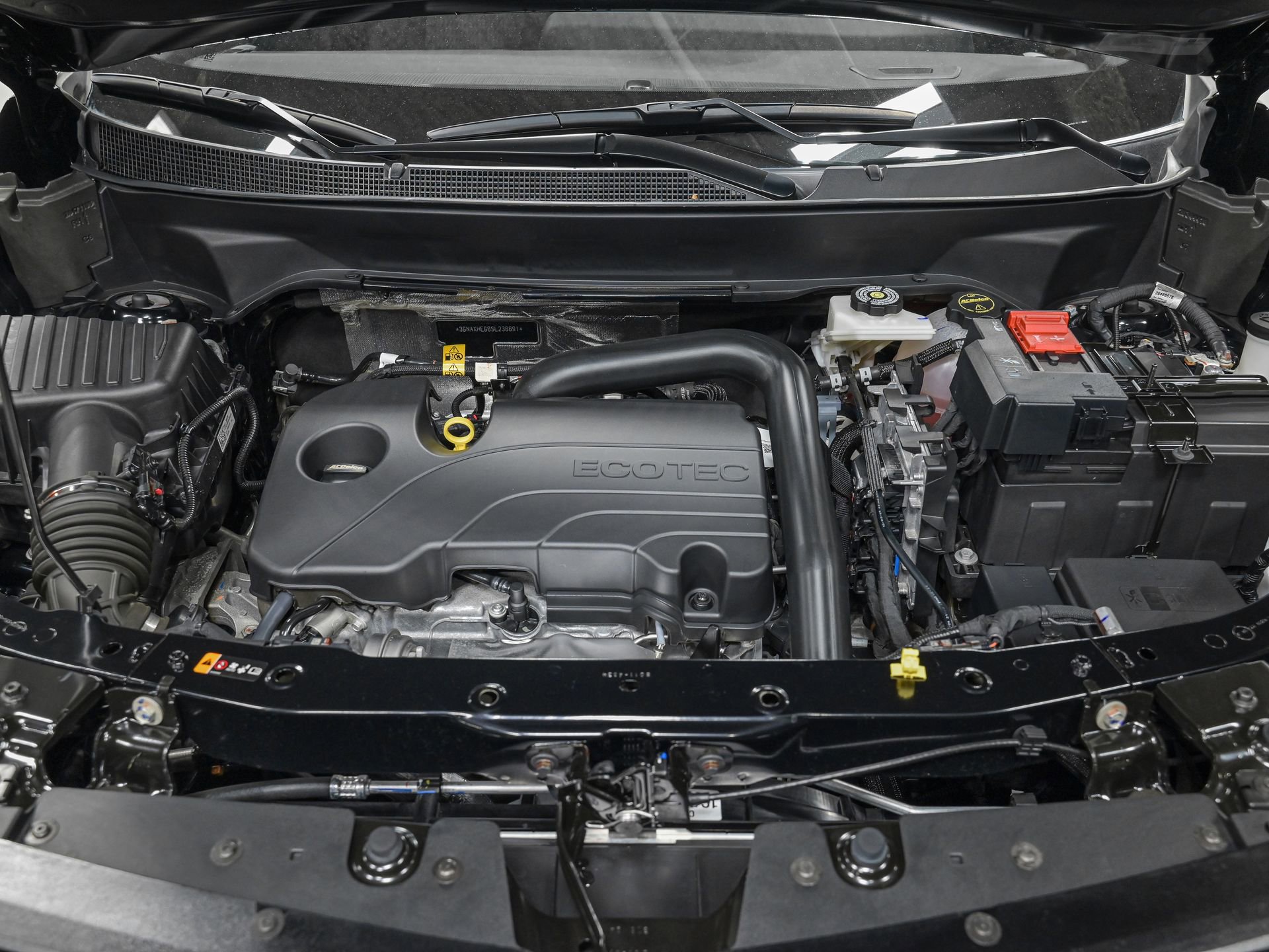 Used 2025 Chevrolet Equinox LT FWD image 11