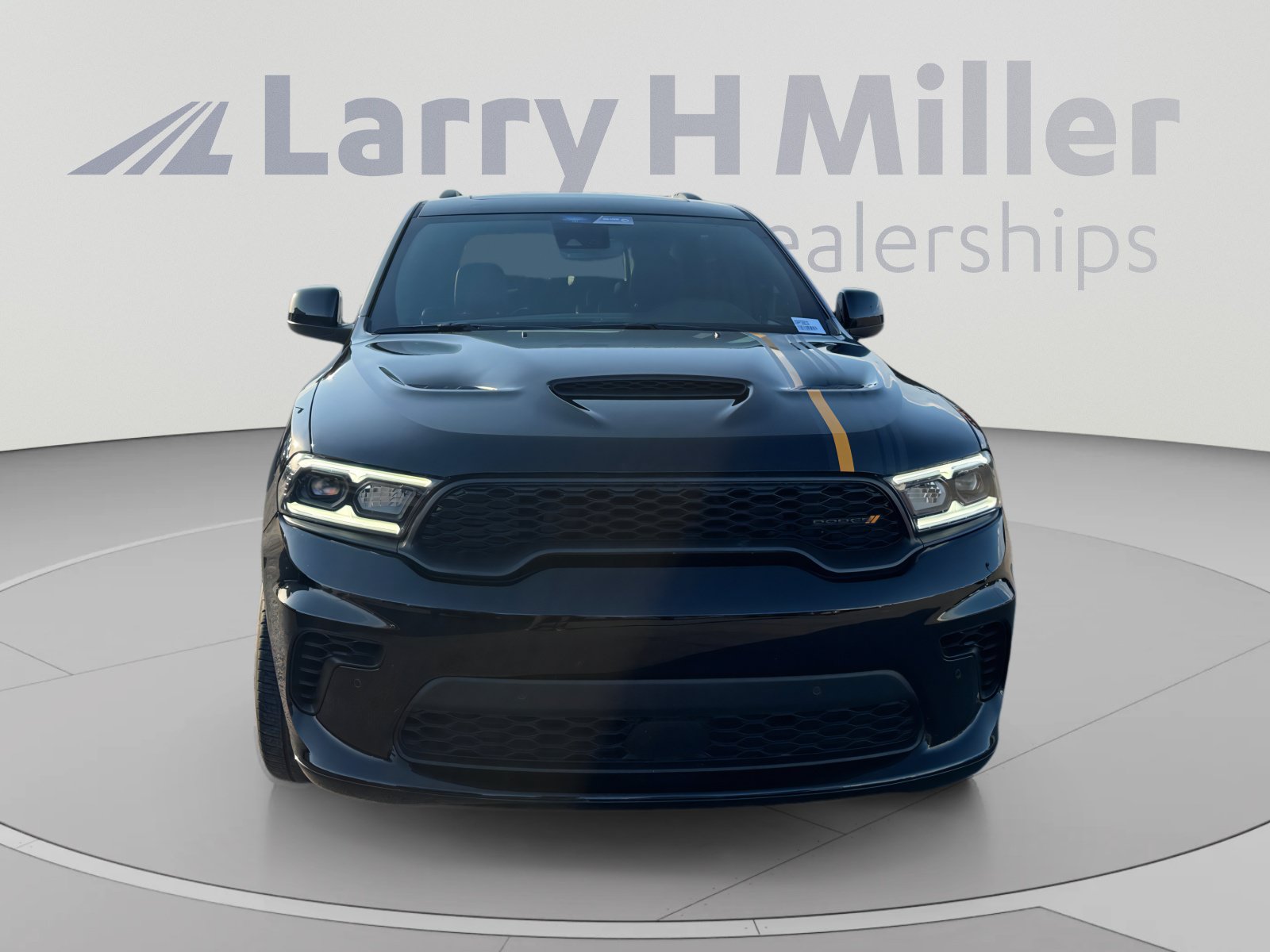 Used 2023 Dodge Durango R/T w/ Hemi Orange Plus Package AWD/4WD image 8