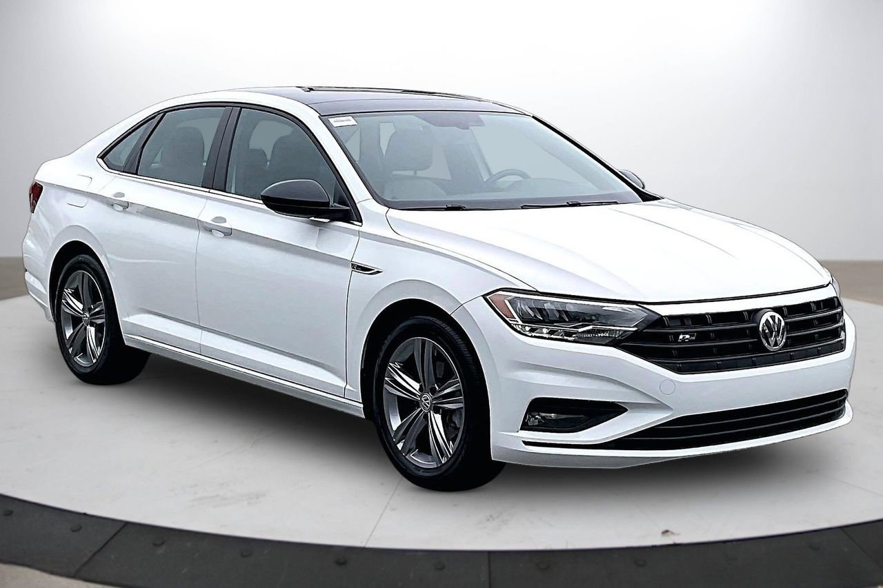 Used 2021 Volkswagen Jetta R-Line image 2