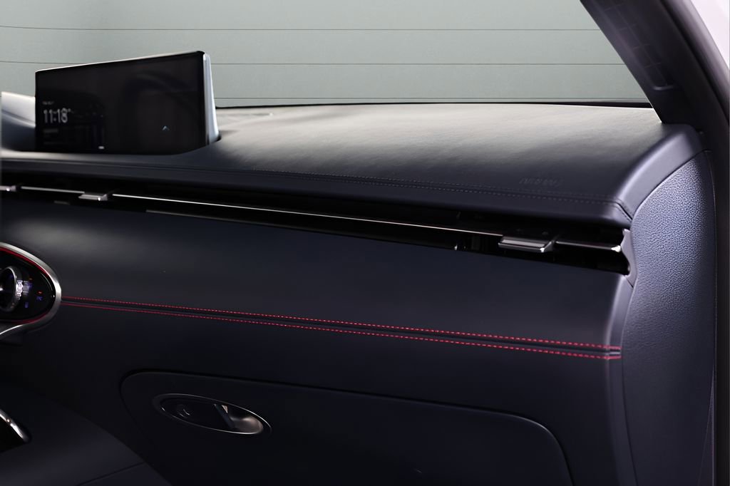 Used 2024 Genesis GV70 3.5T Sport w/ Sport Advanced Package image 79