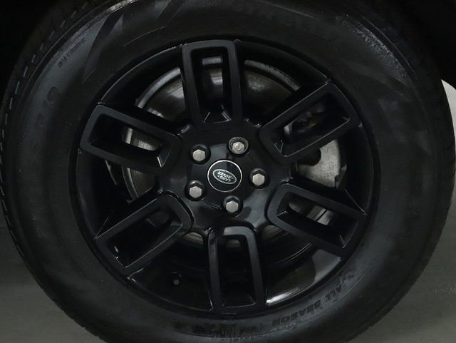Certified 2023 Land Rover Defender 130 SE AWD/4WD image 40