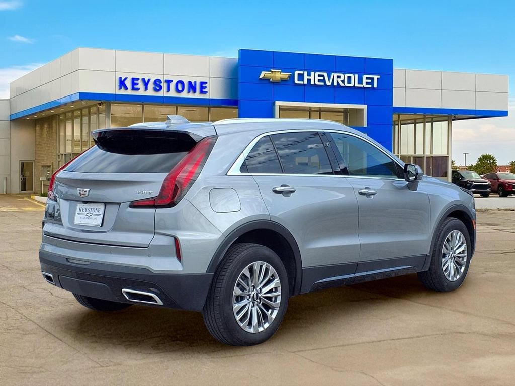 Used 2024 Cadillac XT4 Premium Luxury FWD image 8