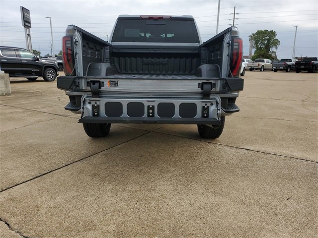 New 2026 GMC Sierra 2500 AT4 w/ AT4 Premium Plus Package image 8