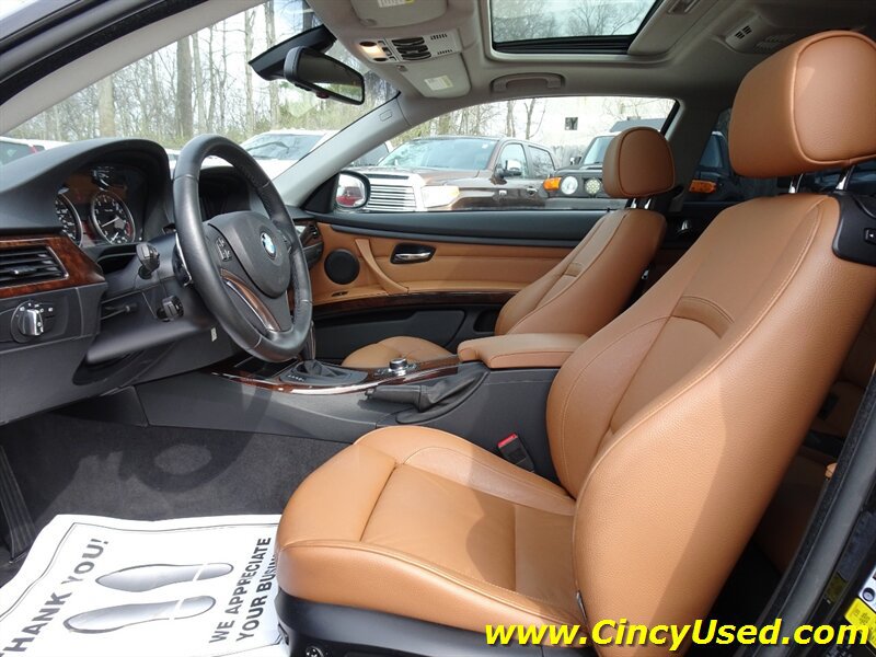 Used 2011 BMW 335i xDrive Coupe AWD/4WD image 11