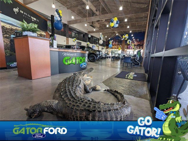 Used 2023 Ford F150 XLT image 33