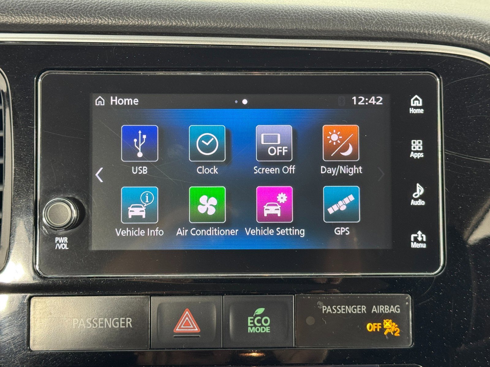 Used 2017 Mitsubishi Outlander SE image 23