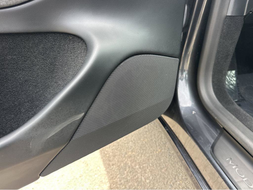 Used 2025 Tesla Model 3 Long Range RWD image 31